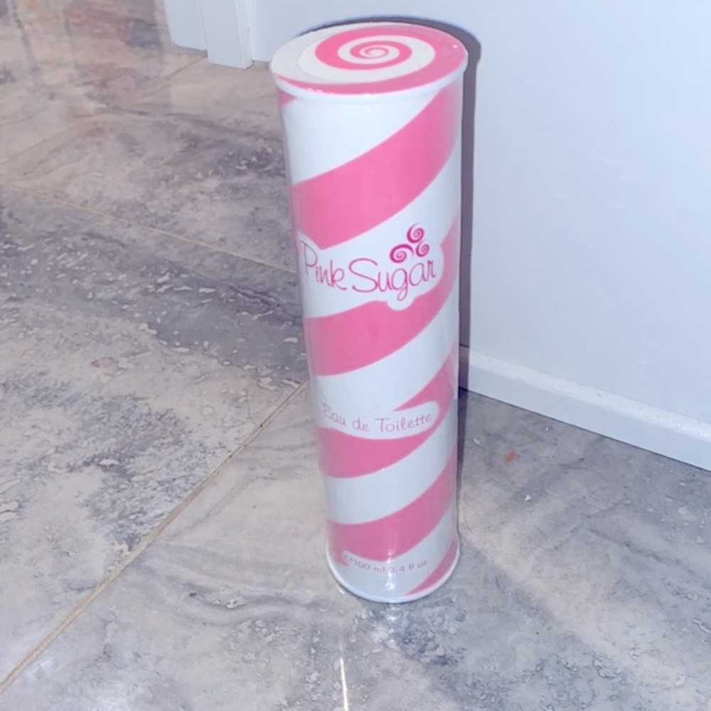PINK SUGAR Scent